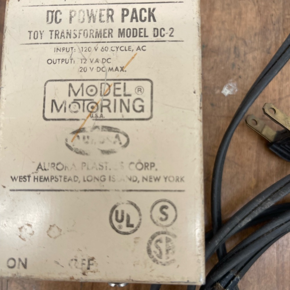 Model Motoring DC Power Pack - Picture 5 of 6